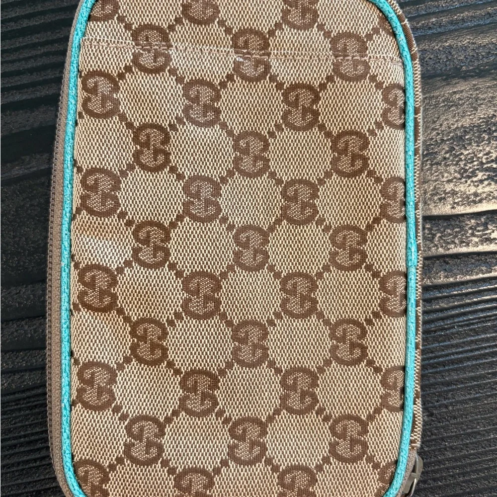 Gucci Beige GG Patterned teal leather Crossbody Bag - Picture 2 of 14